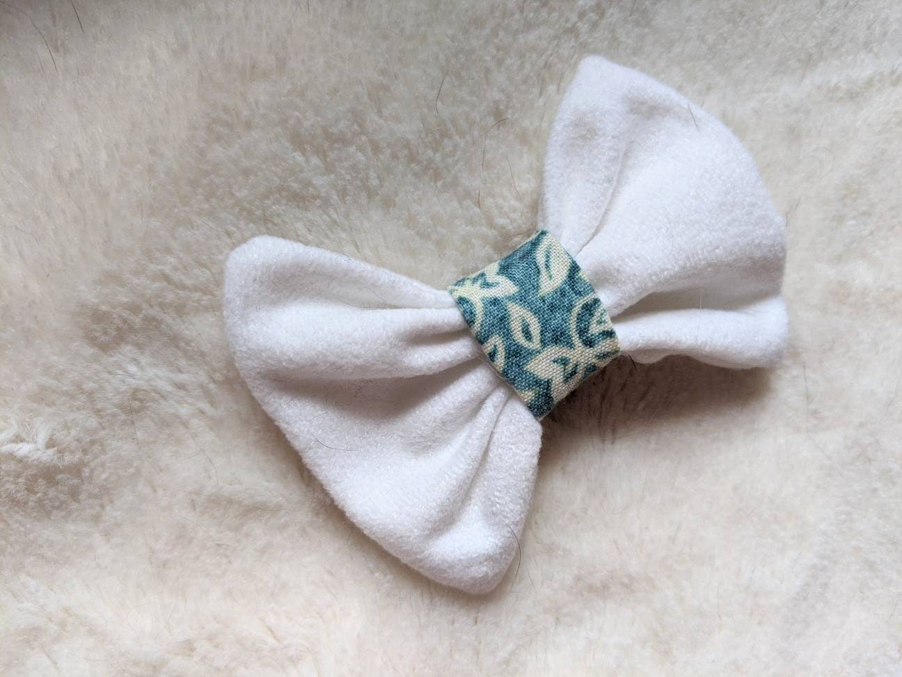 White Dog Collar Accessory