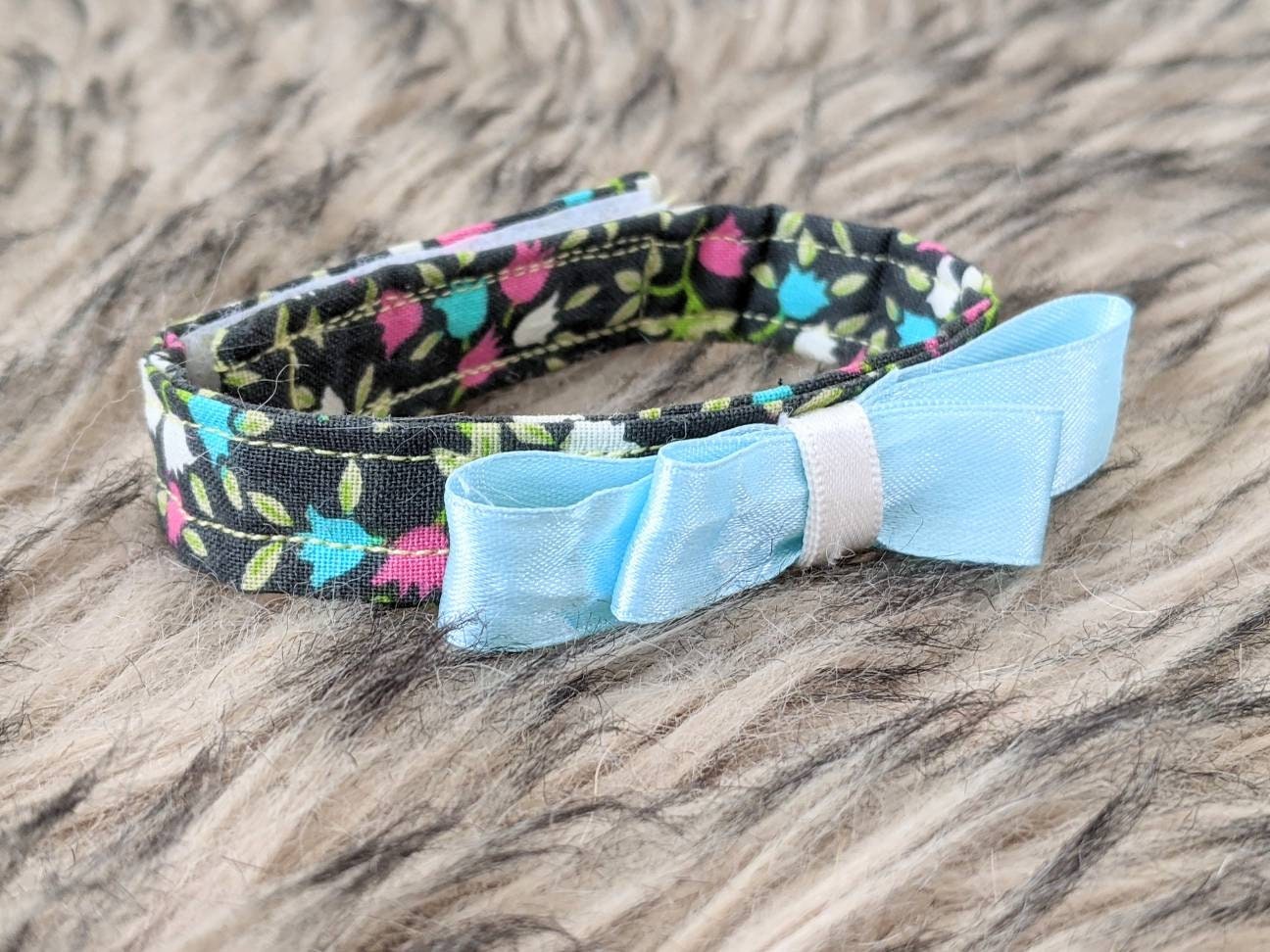 Adjustable Green Collar Accessory for Cat