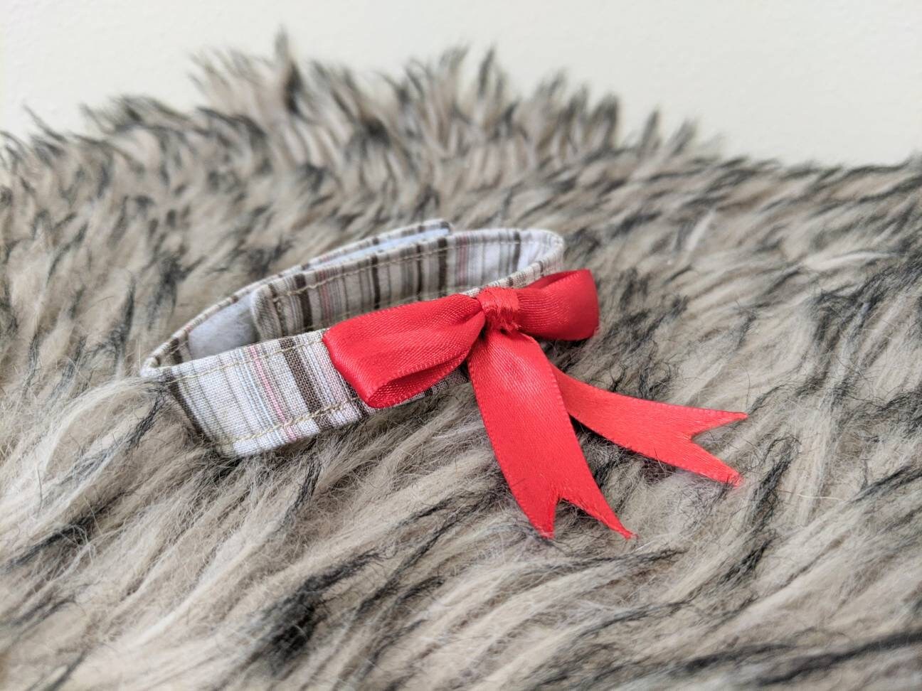 Adjustable Brown or Black Collar Accessory for Cat