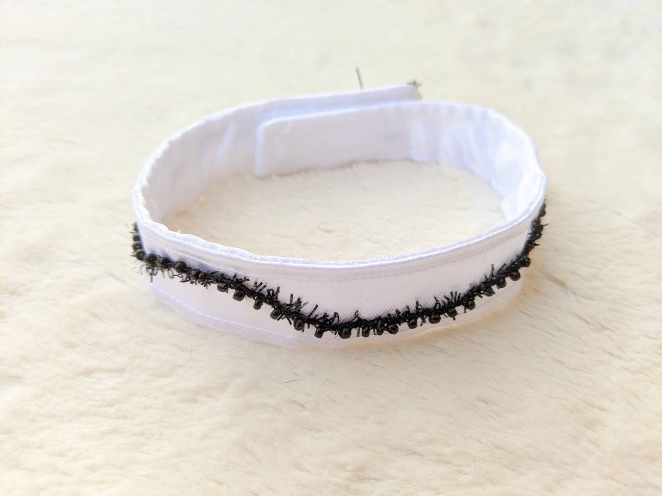 Black and White Adjustable cat Collar